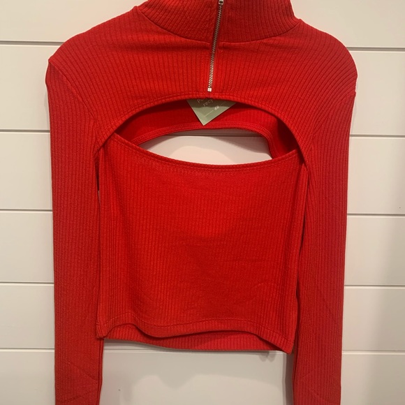 NWT H & M Divided Sexy Top - Picture 2 of 7